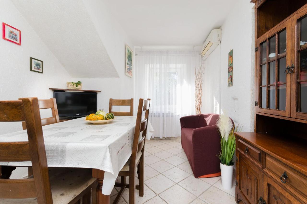 Apartment Josip Пломин Экстерьер фото