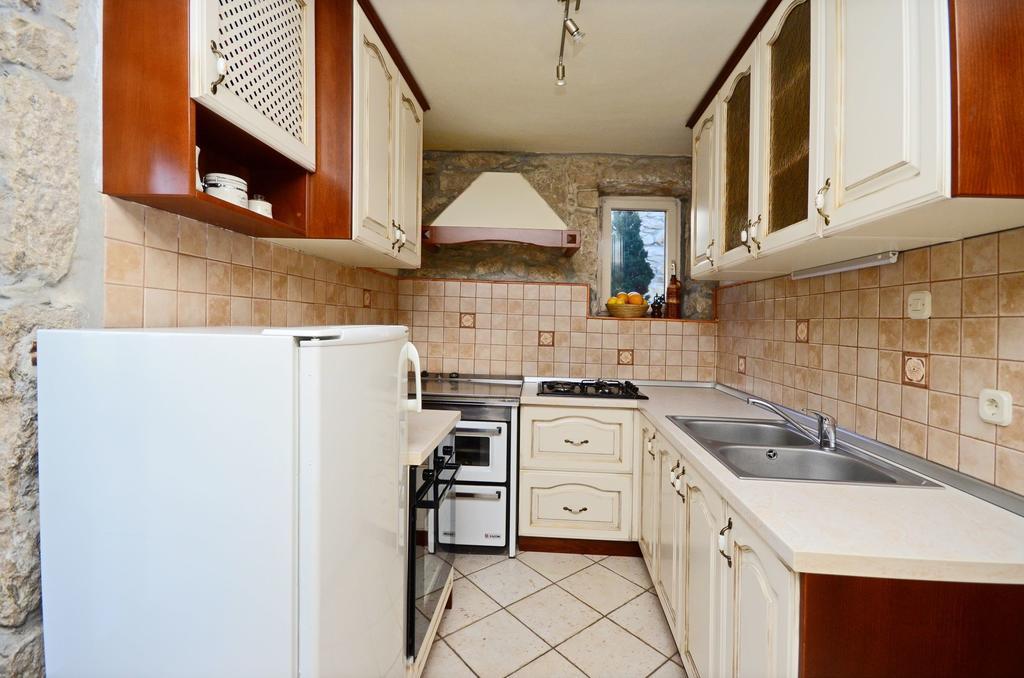 Apartment Josip Пломин Экстерьер фото